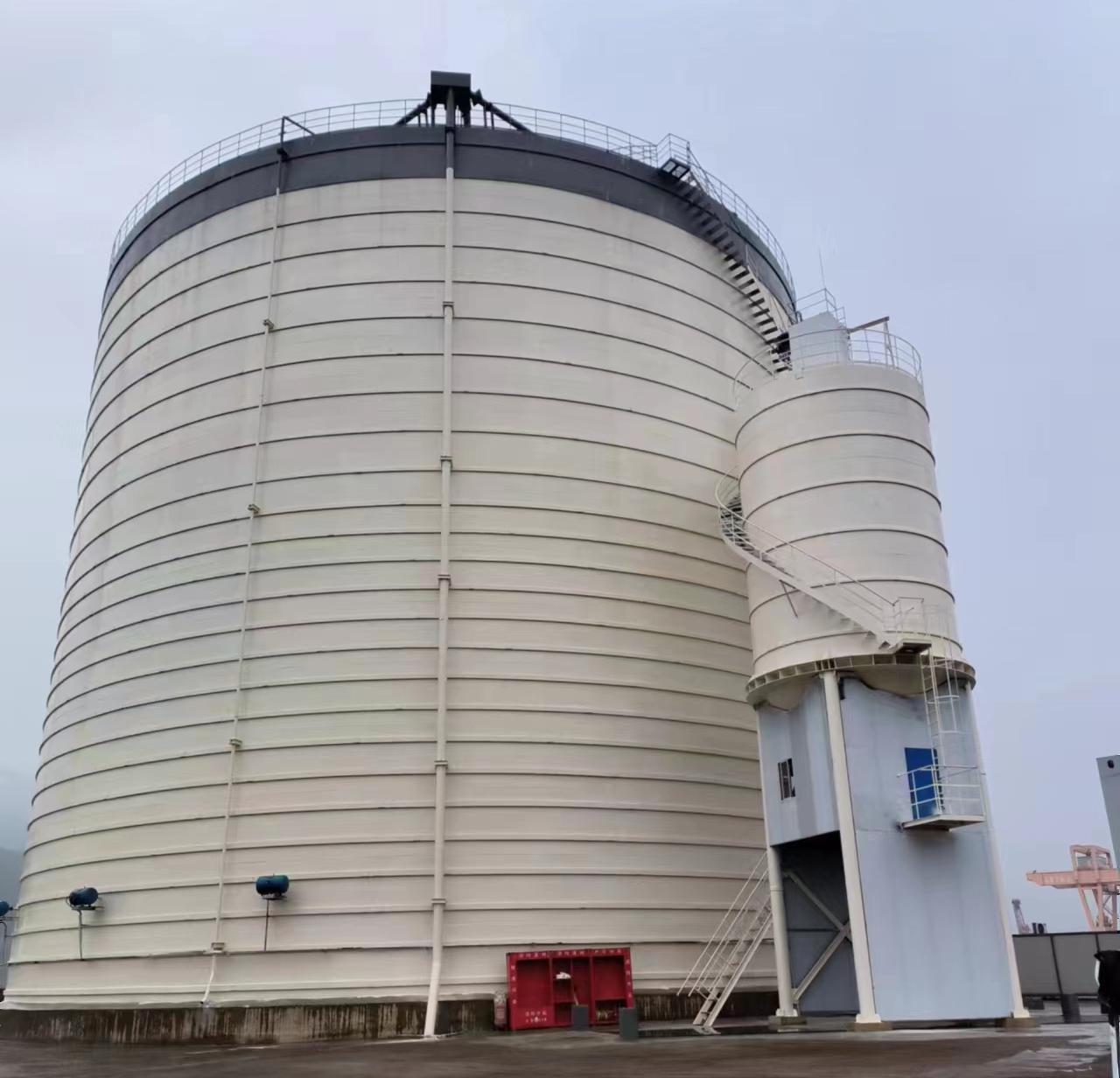 洋浦经济开发区10万吨水泥钢板库